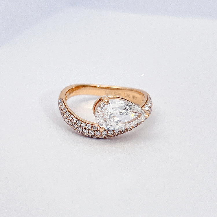 Radiant Love 1.5ct D-VVS2 Diamond 18K Rose Gold Ring