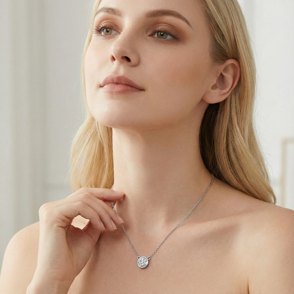 Star Halo S925 Silver White Diamond Necklace