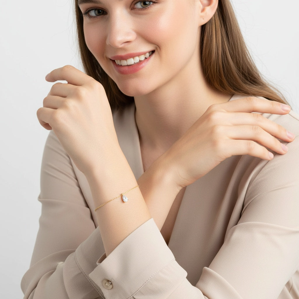 Pear Radiance PT950 Platinum Lab-Grown Diamond Bracelet