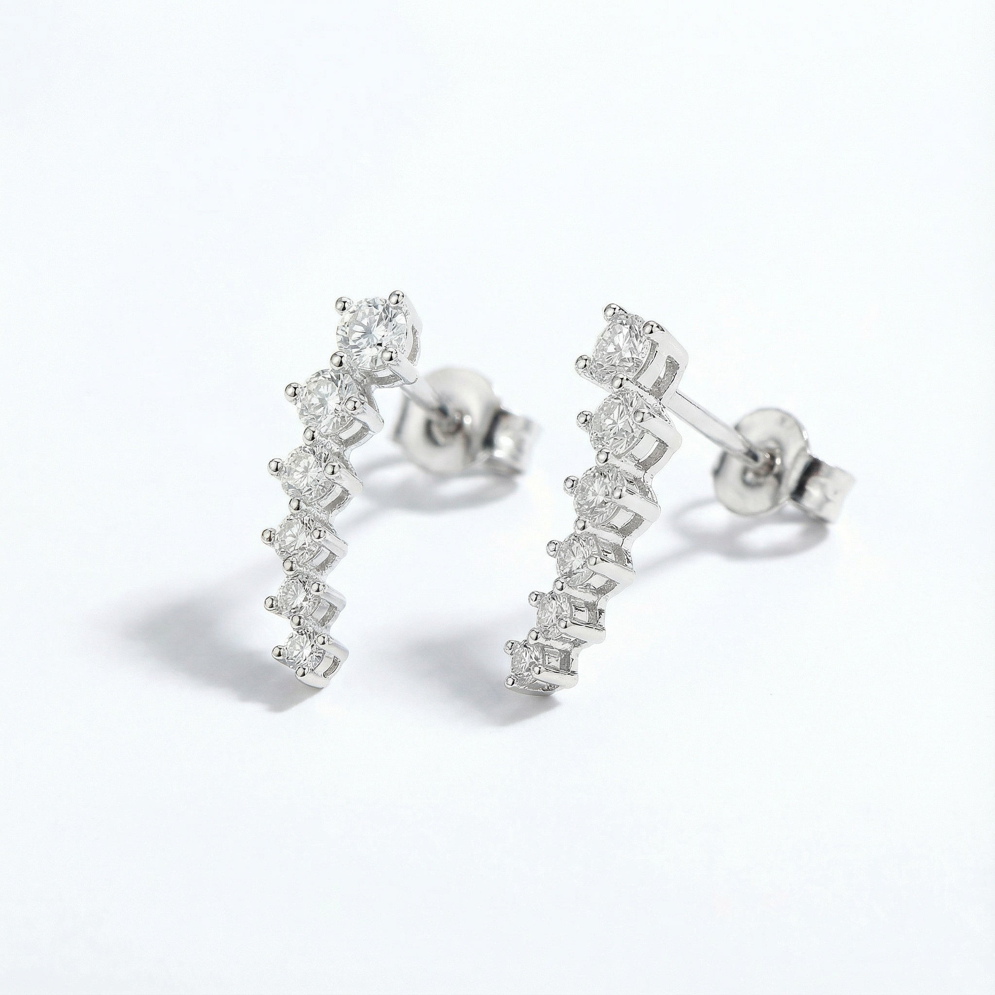 Starry Escalade PT950 Platinum Lab-Grown Diamond Earrings