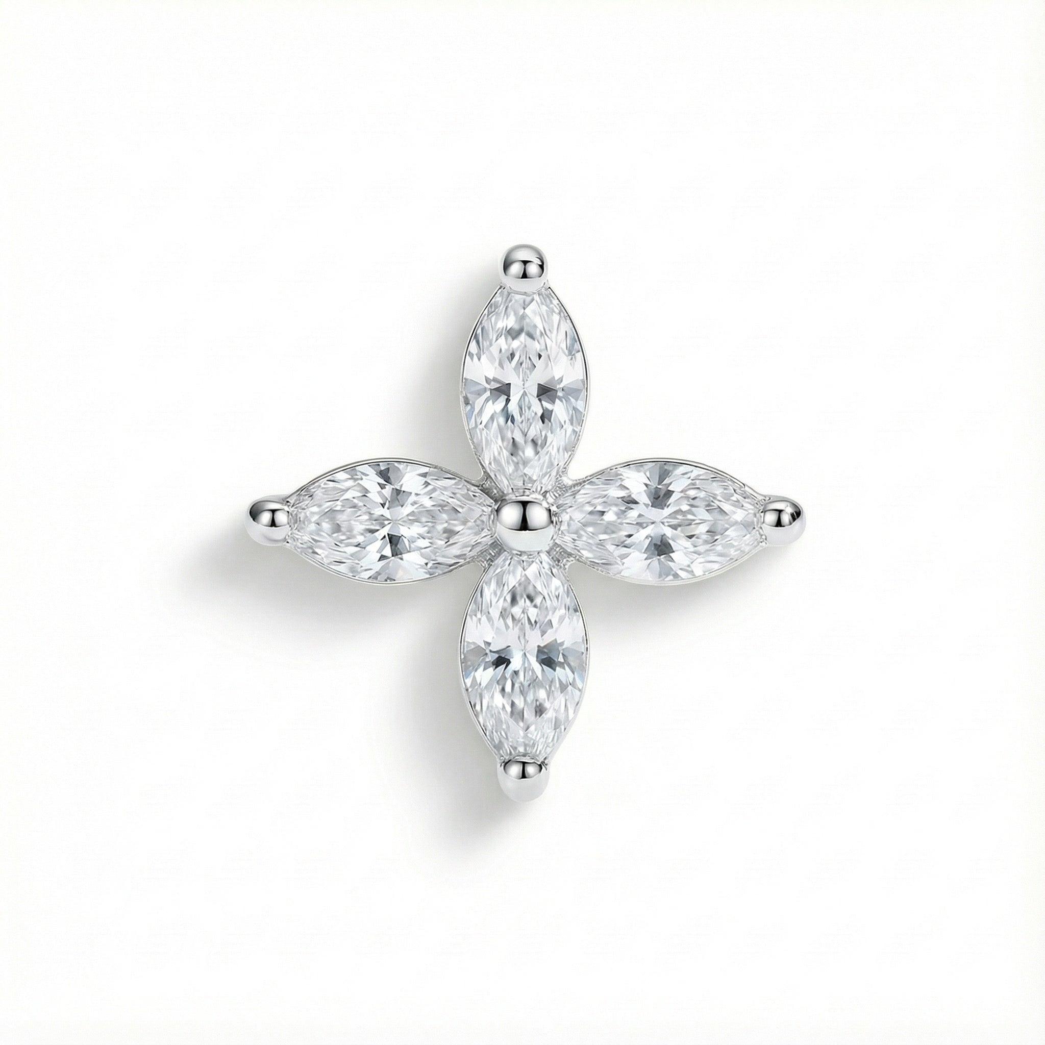 Star Blossom Pt950 Platinum Lab-Grown Diamond Stud Earrings