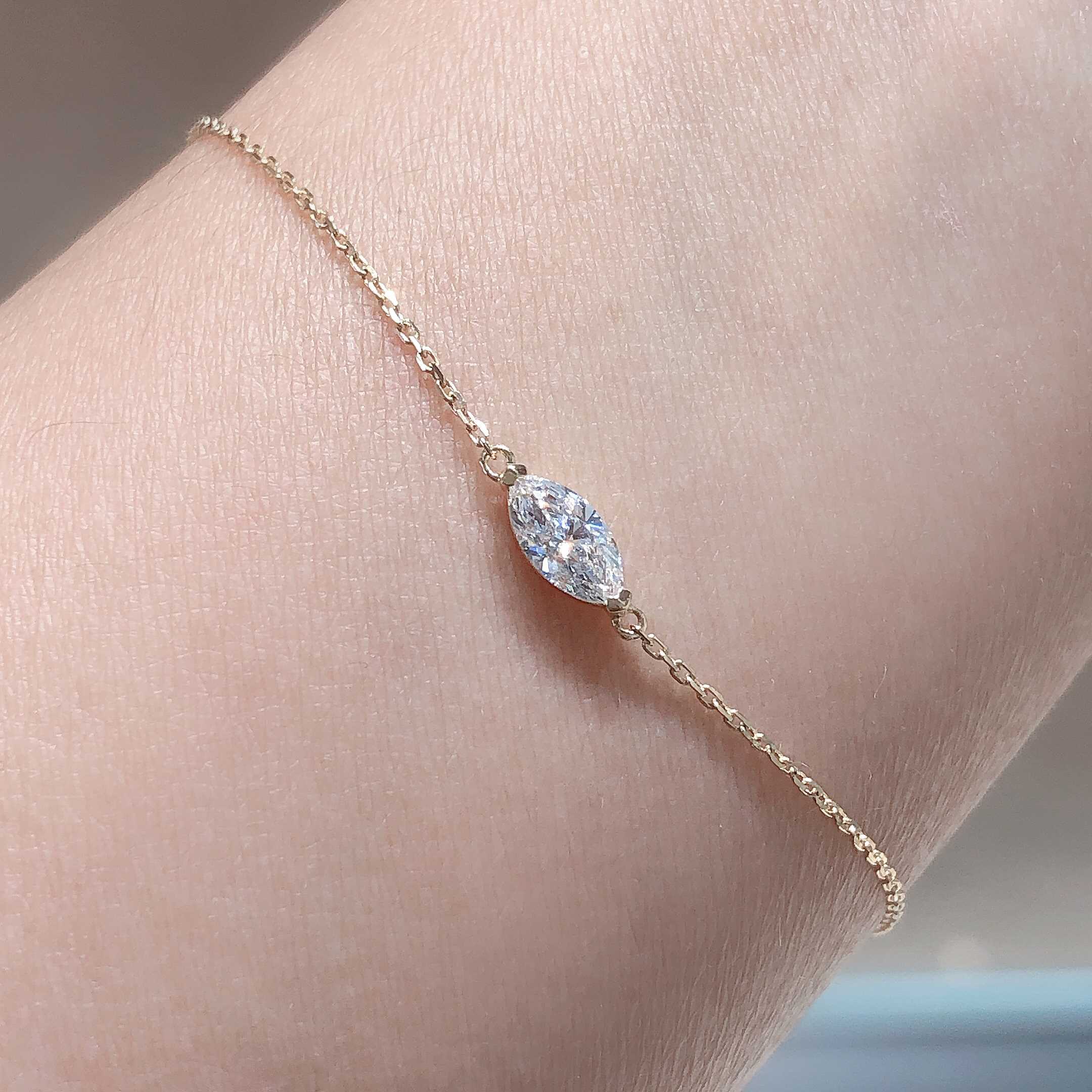 Radiant Heart 18K Yellow Gold Lab-Grown Diamond Bracelet
