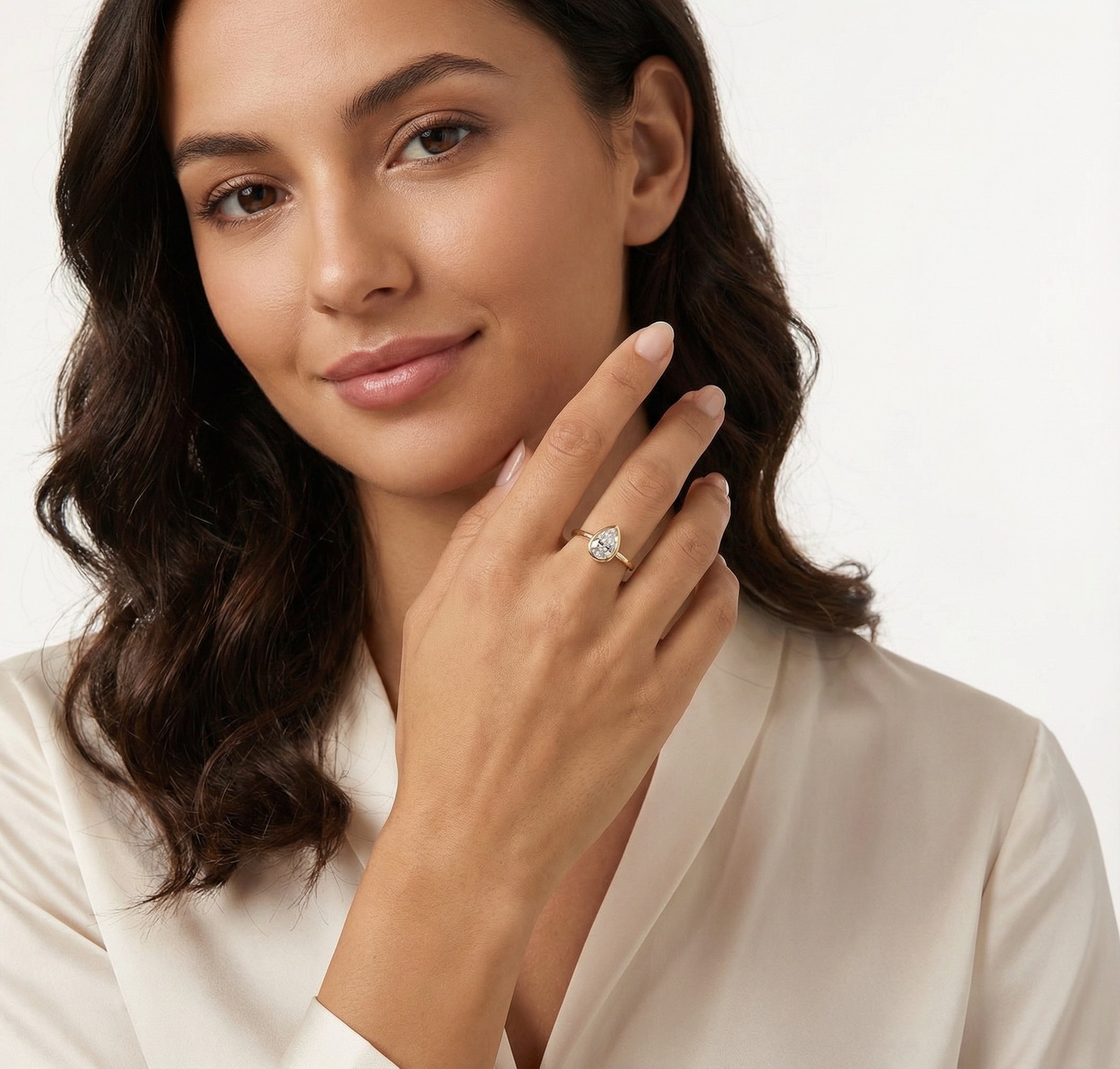 Golden Teardrop 18K Yellow Gold Lab-Grown Diamond Ring