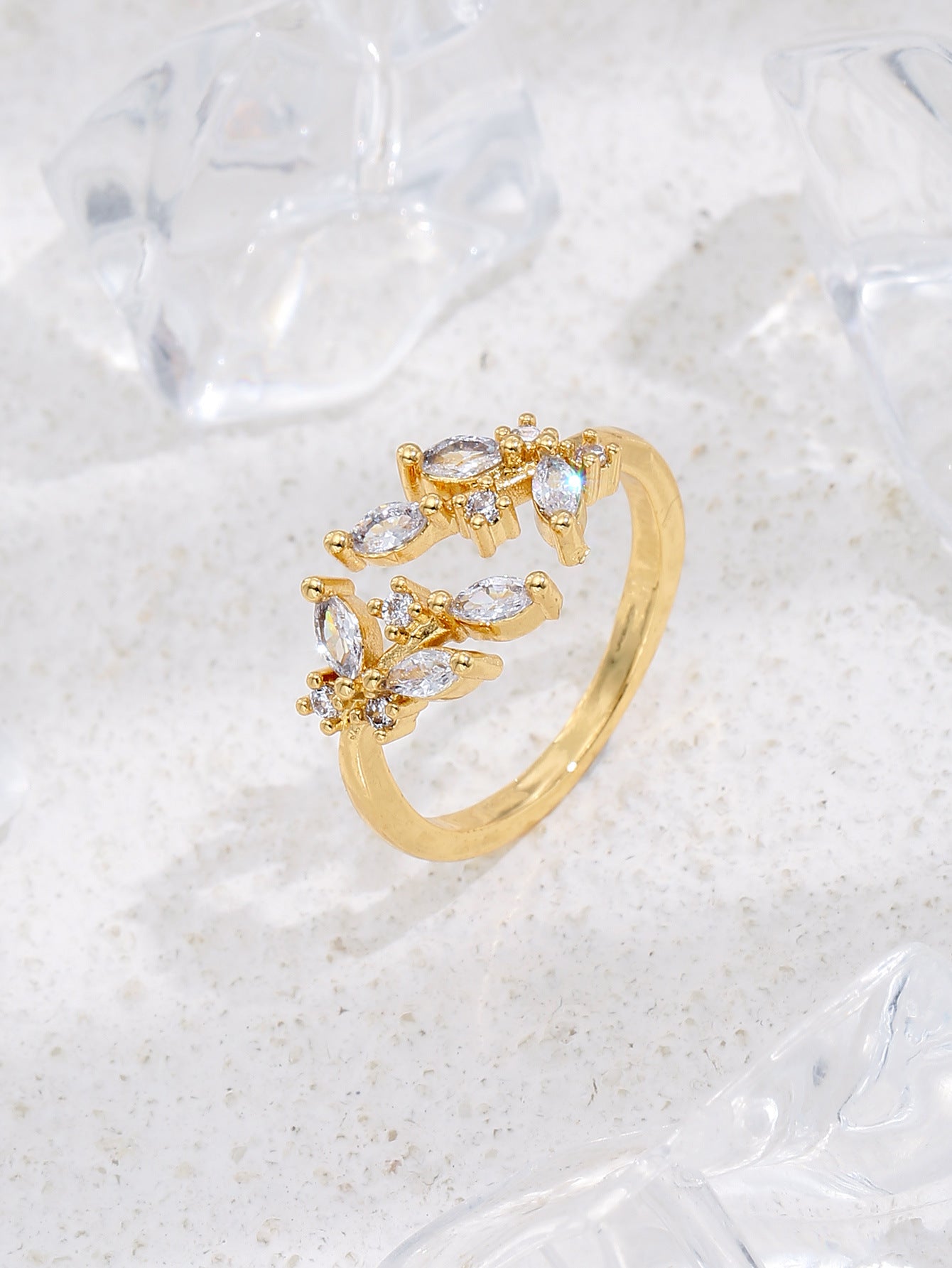 Delicate Leaf Vine Open Ring