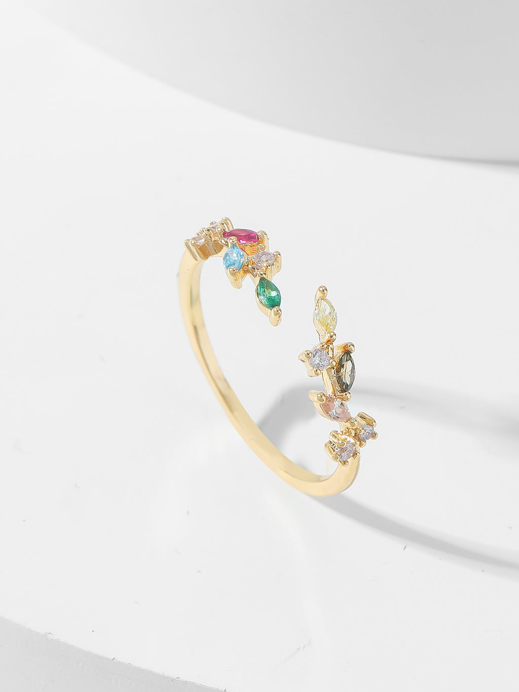 Delicate Leaf Vine Open Ring