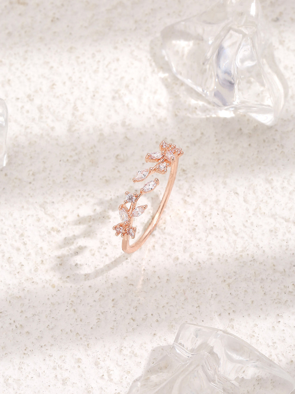 Delicate Leaf Vine Open Ring