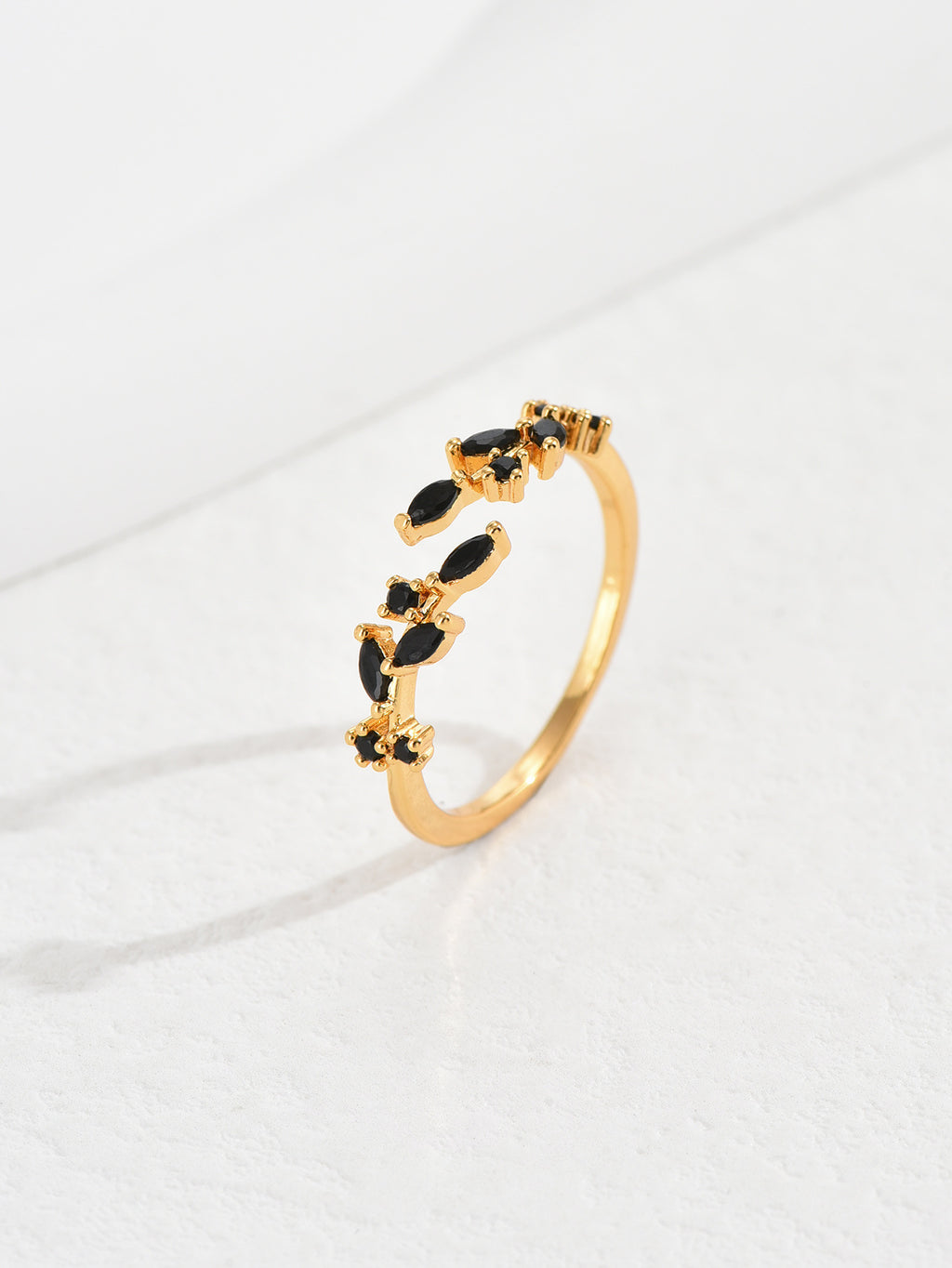 Delicate Leaf Vine Open Ring