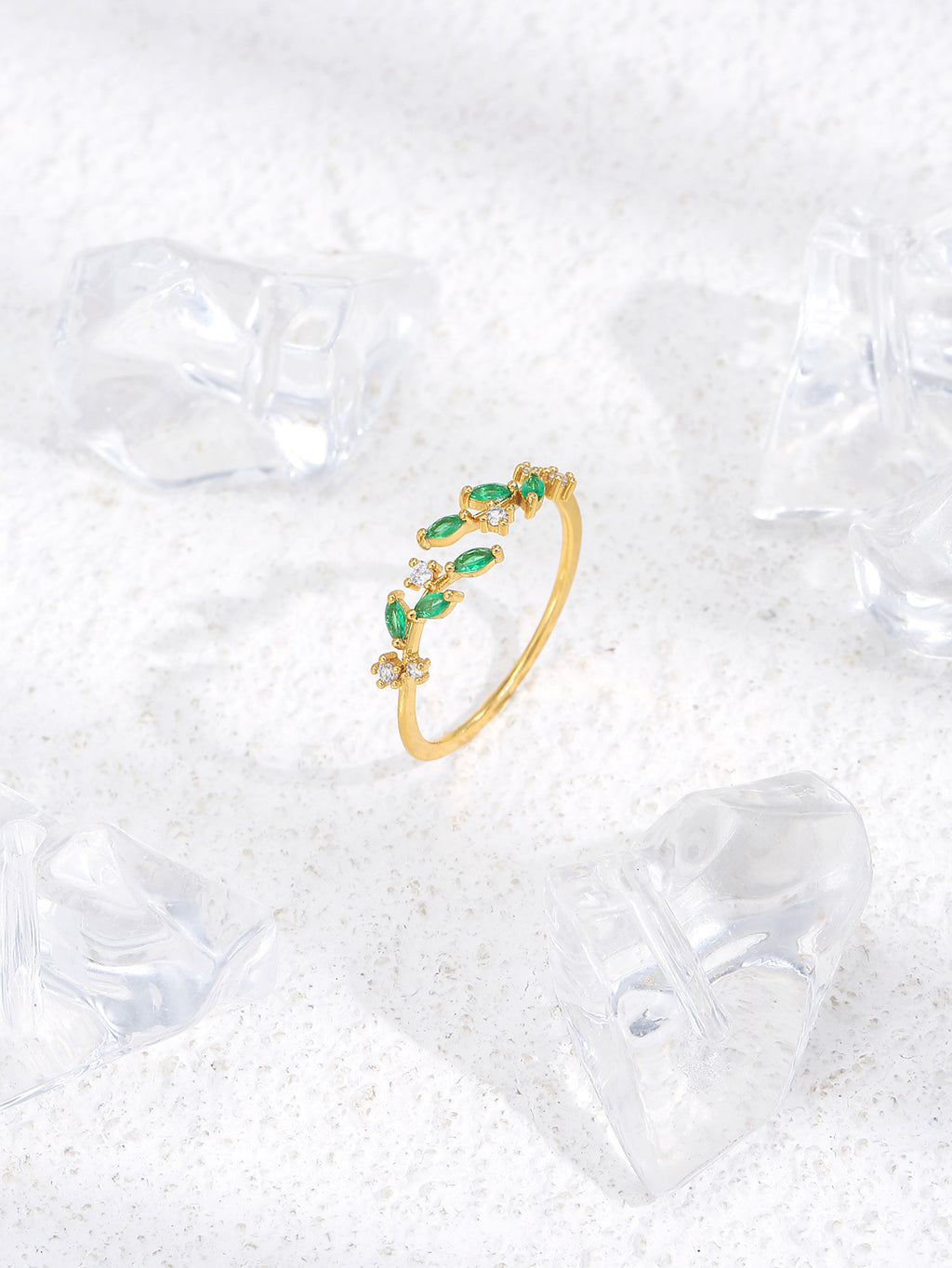 Delicate Leaf Vine Open Ring
