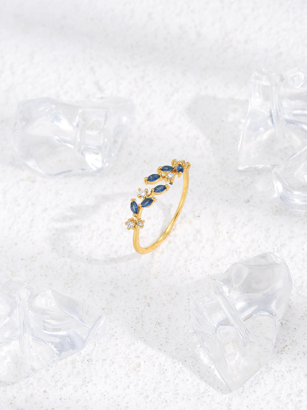 Delicate Leaf Vine Open Ring